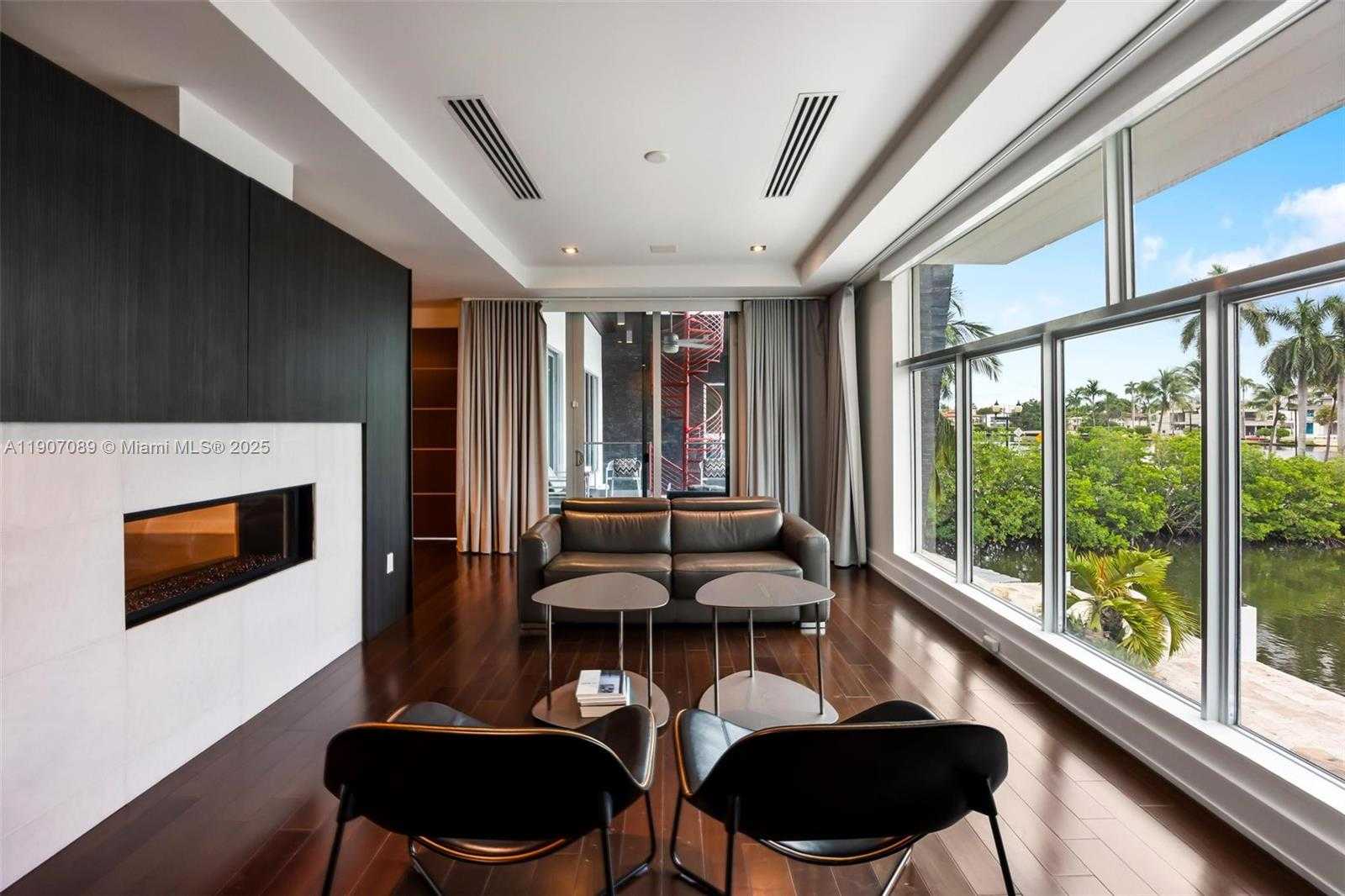 Small Image of 300 ROYAL PLAZA DR, Fort Lauderdale Number 68