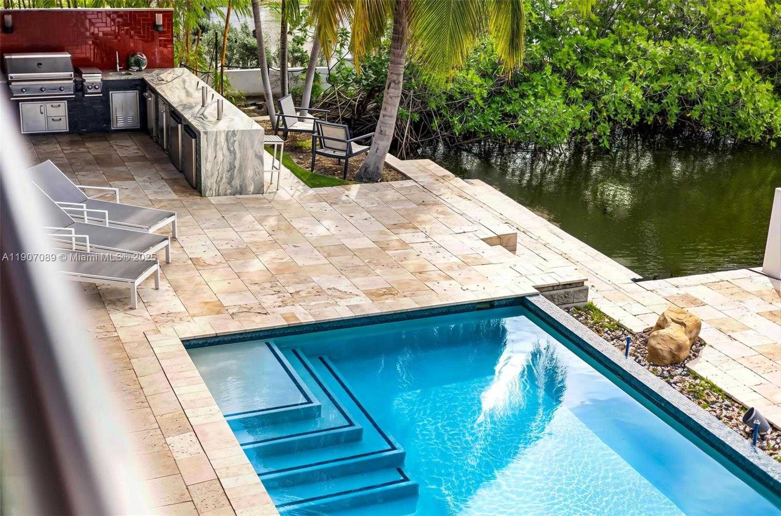 Small Image of 300 ROYAL PLAZA DR, Fort Lauderdale Number 69