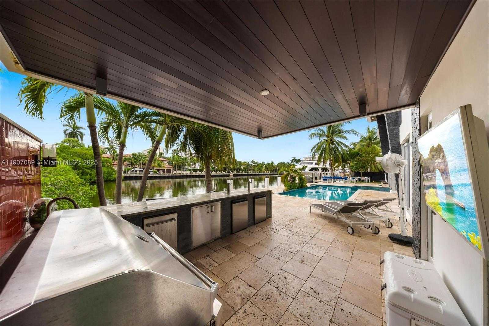 Small Image of 300 ROYAL PLAZA DR, Fort Lauderdale Number 73