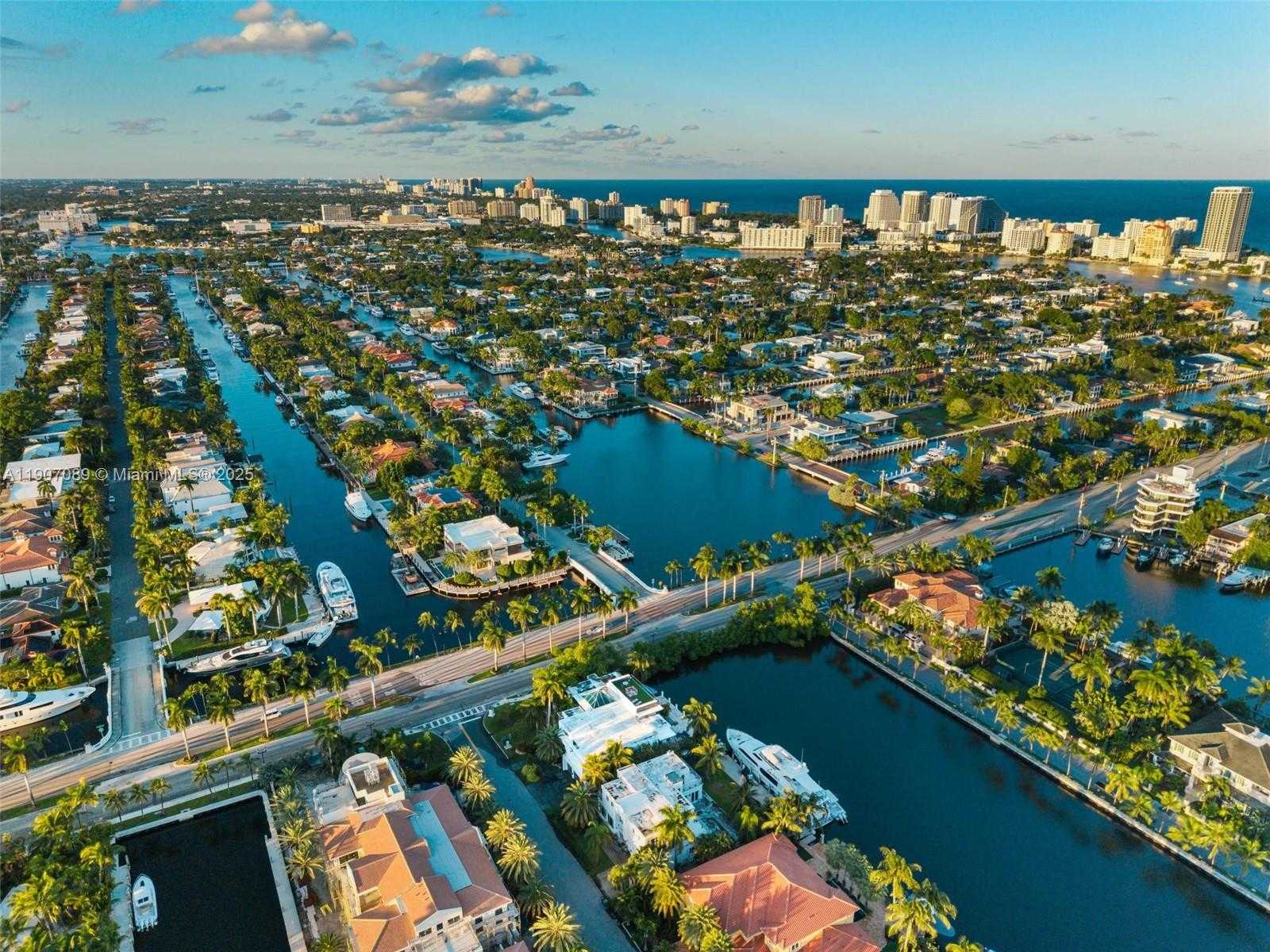 Small Image of 300 ROYAL PLAZA DR, Fort Lauderdale Number 79