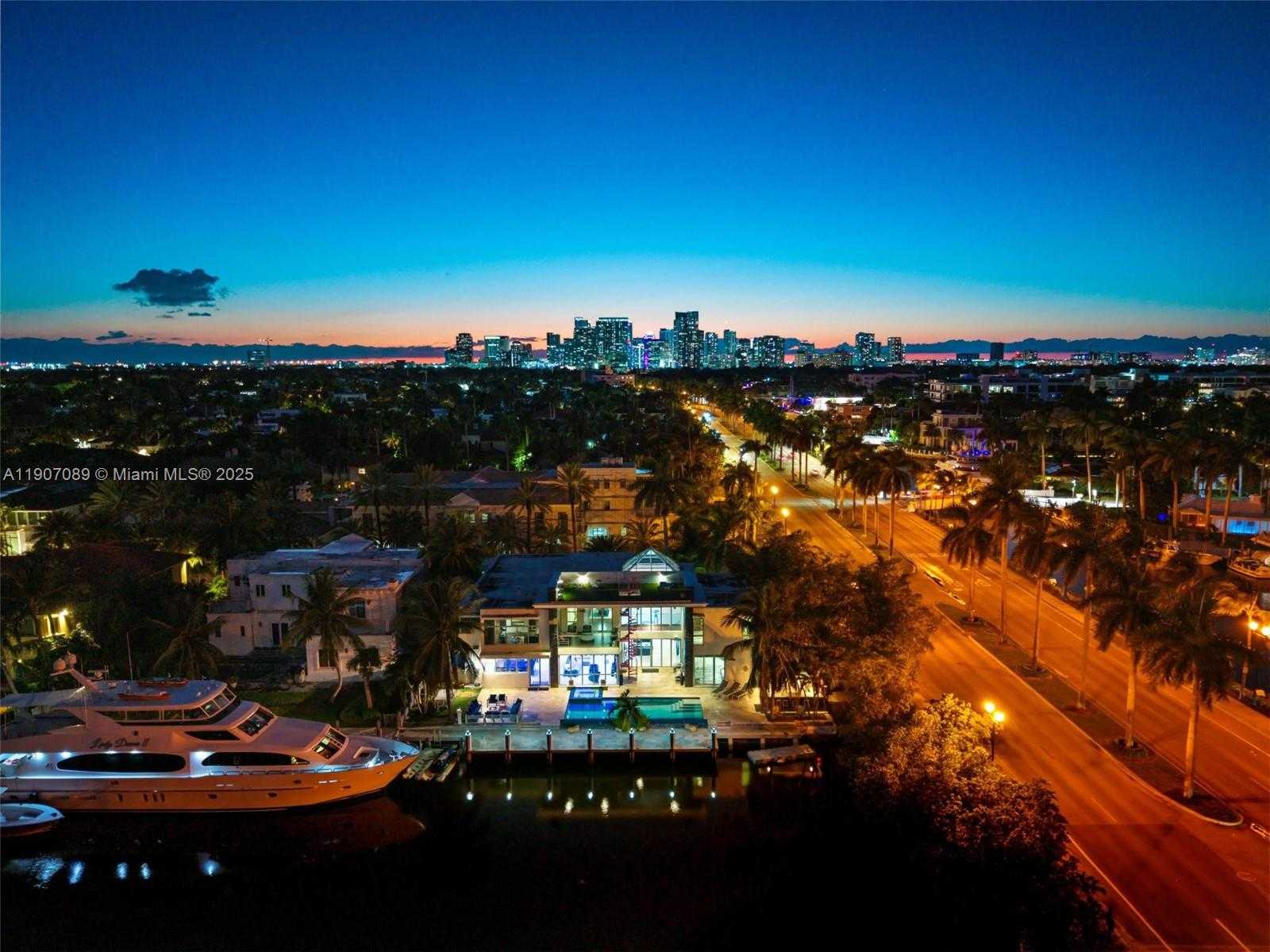 Small Image of 300 ROYAL PLAZA DR, Fort Lauderdale Number 86