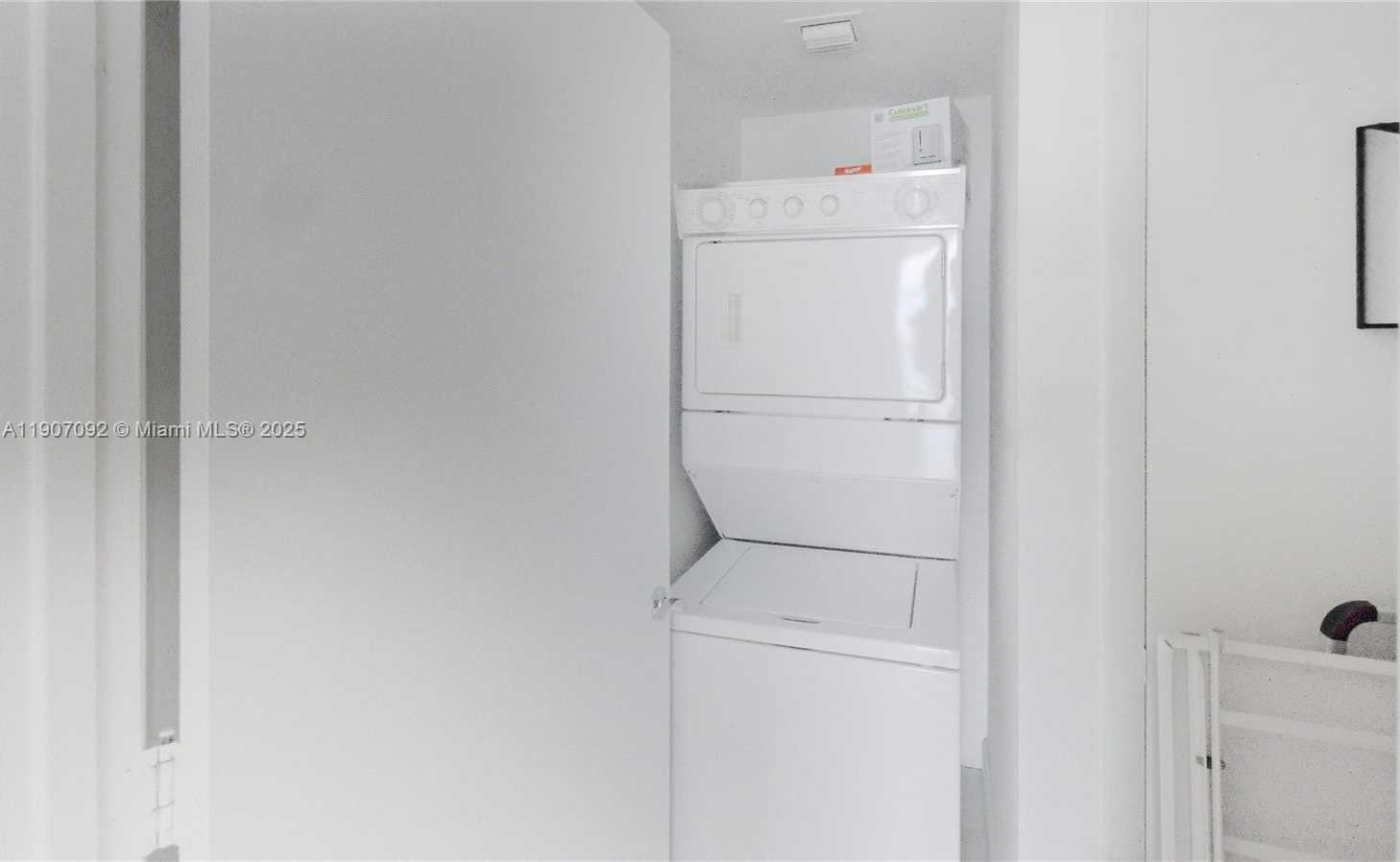 Small Image of 1850 SOUTH OCEAN DR #3805, Hallandale Beach Number 24