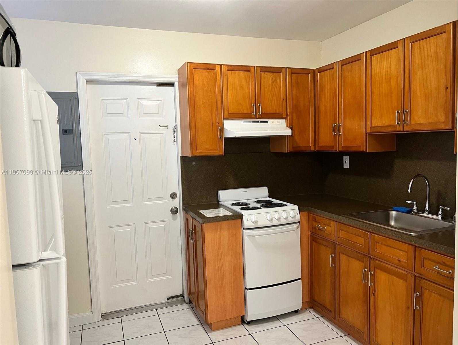 Small Image of 5661 SOUTH WEST 4TH ST #5661, Miami Number 10