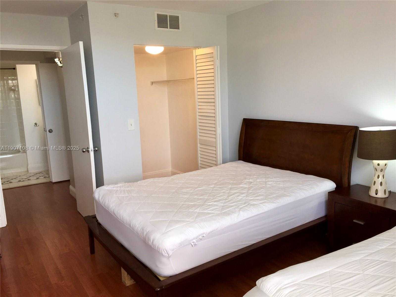 Small Image of 19555 EAST COUNTRY CLUB DR #8607, Aventura Number 10