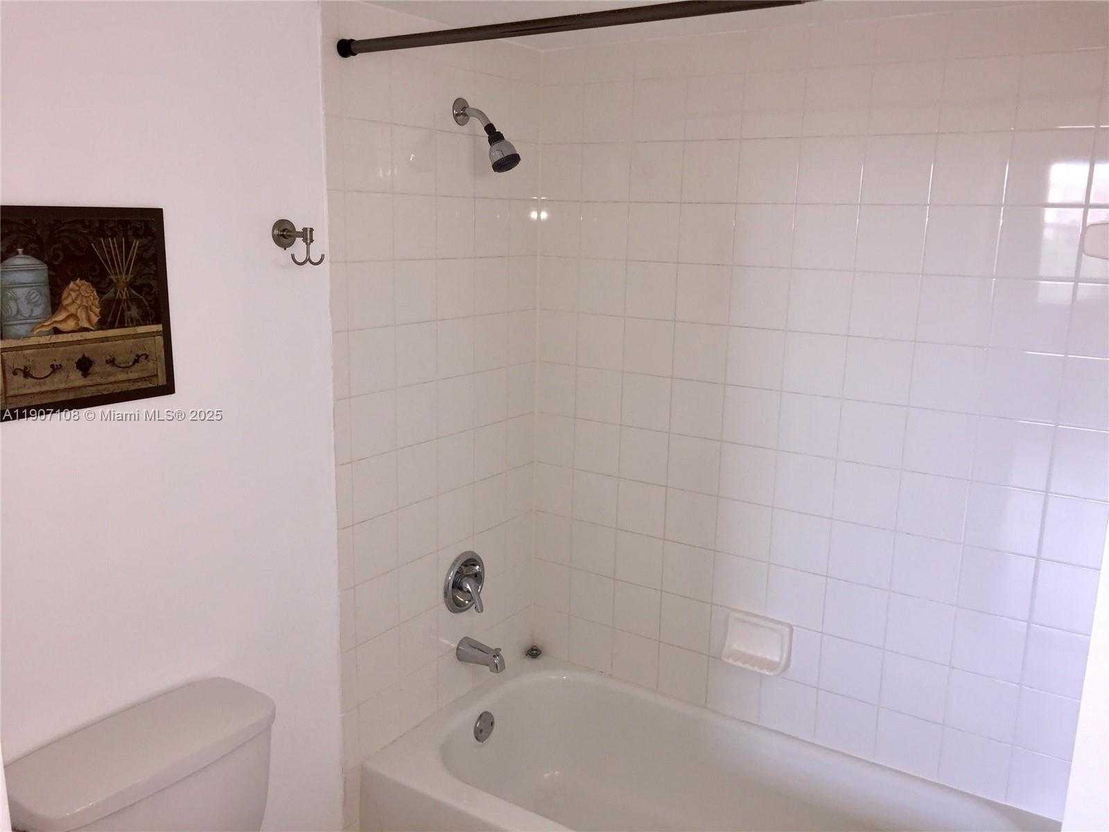 Small Image of 19555 EAST COUNTRY CLUB DR #8607, Aventura Number 12