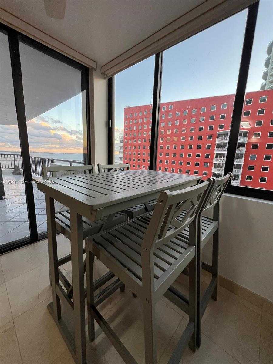 Small Image of 1581 BRICKELL AVE #2005, Miami Number 20