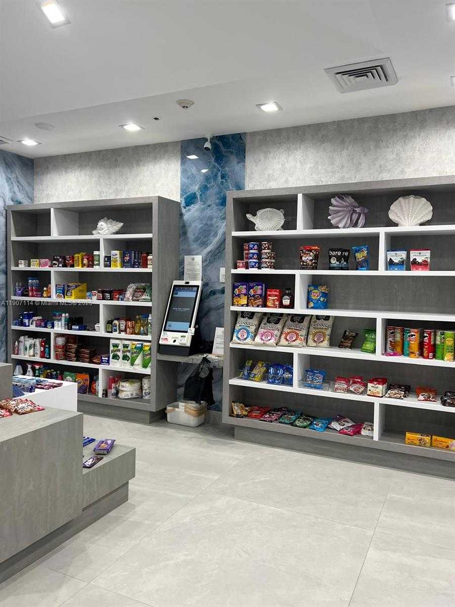 Small Image of 1581 BRICKELL AVE #2005, Miami Number 46