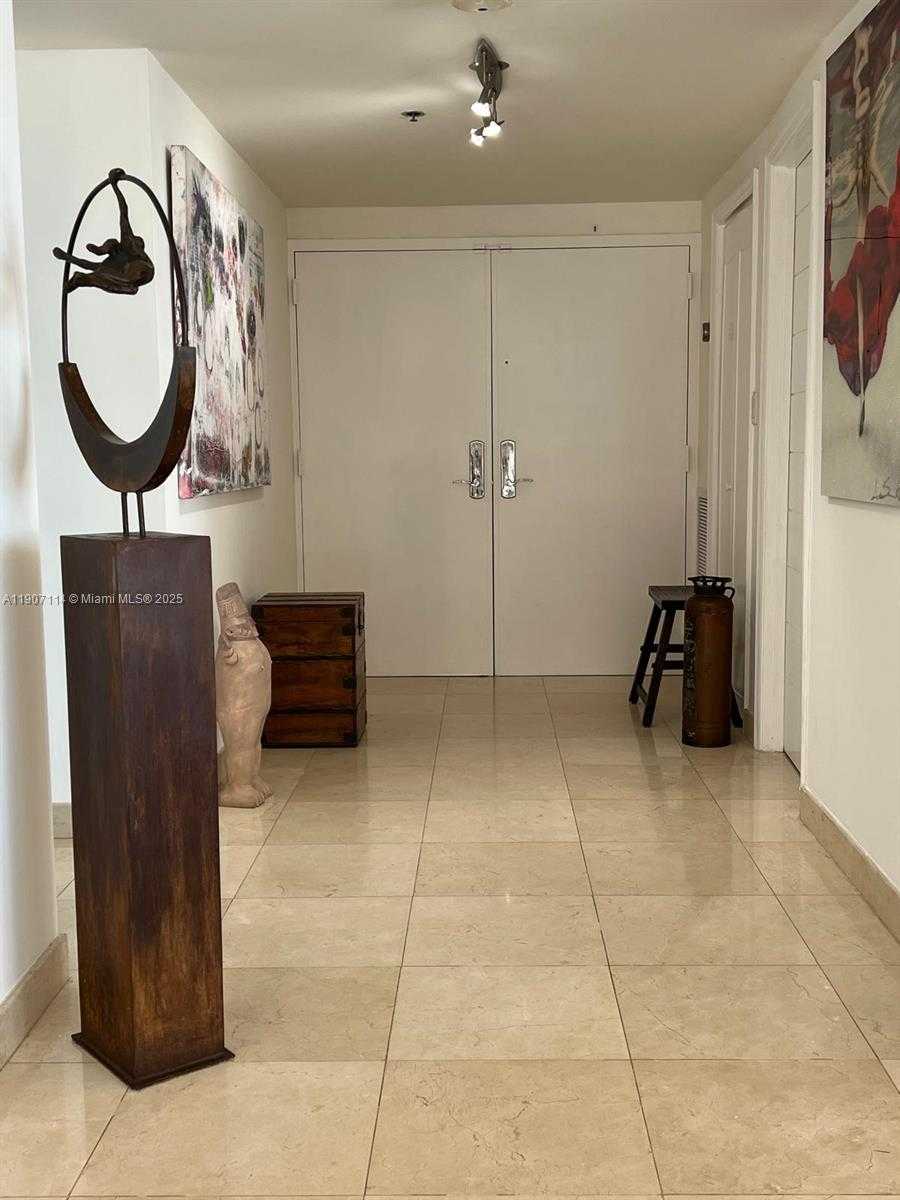 Small Image of 1581 BRICKELL AVE #2005, Miami Number 6
