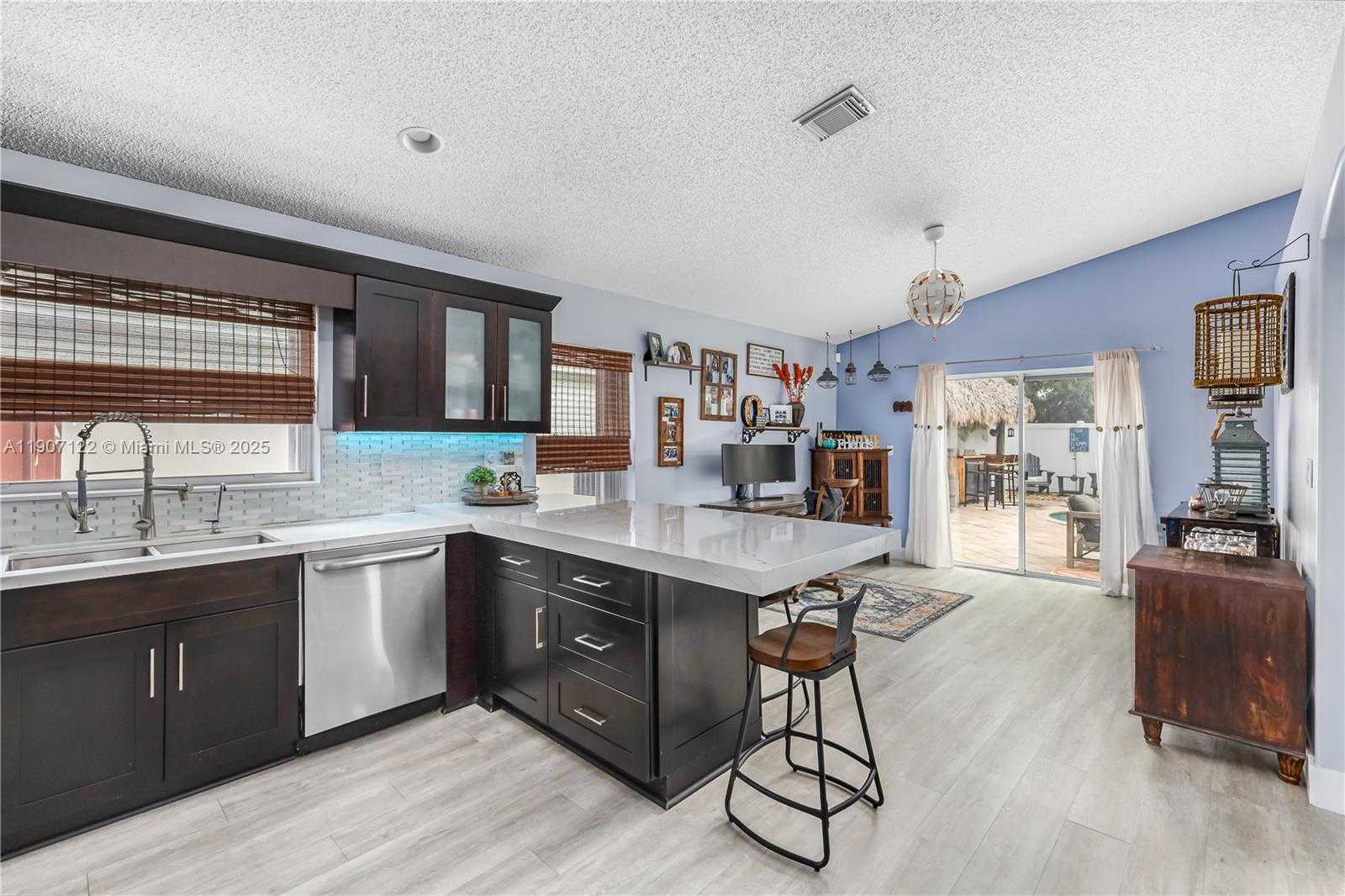 Small Image of 19146 NORTH WEST 24TH PL, Pembroke Pines Number 12