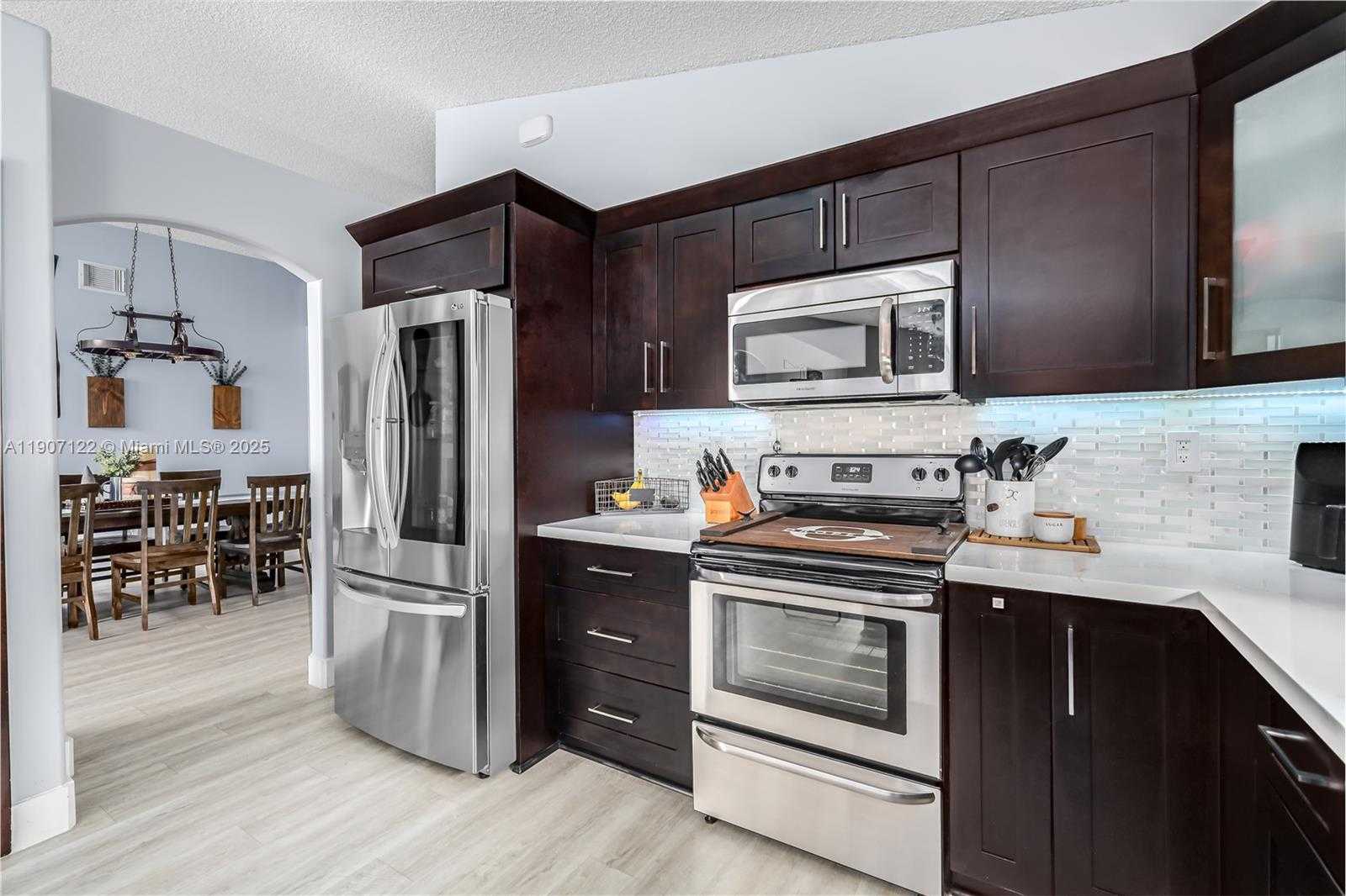 Small Image of 19146 NORTH WEST 24TH PL, Pembroke Pines Number 15