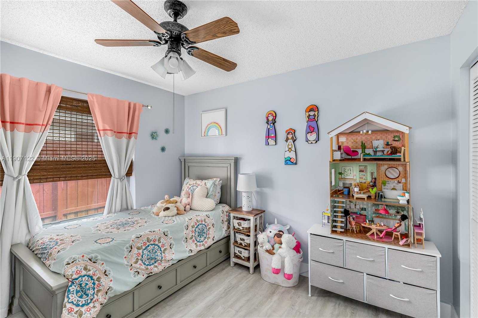 Small Image of 19146 NORTH WEST 24TH PL, Pembroke Pines Number 24