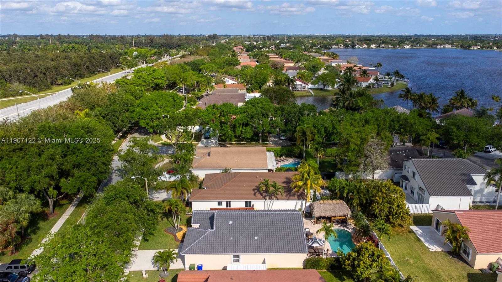 Small Image of 19146 NORTH WEST 24TH PL, Pembroke Pines Number 46