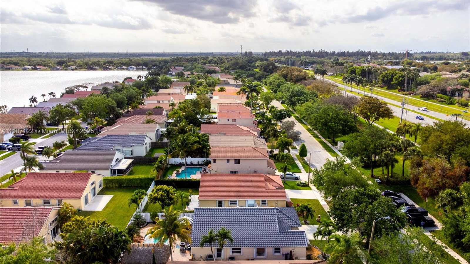 Small Image of 19146 NORTH WEST 24TH PL, Pembroke Pines Number 50