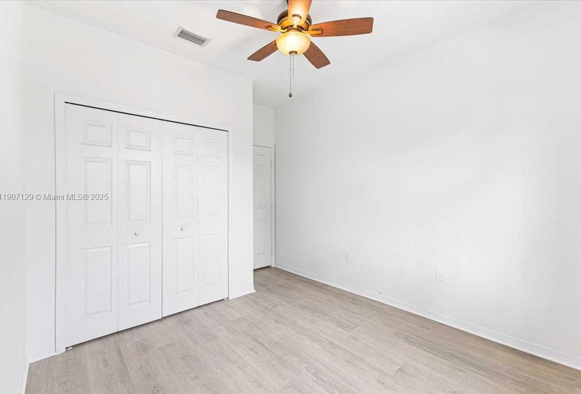 Small Image of 12482 SOUTH WEST 122ND ST, Miami Number 28