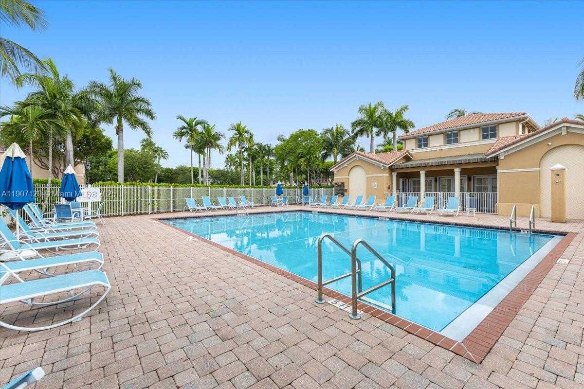 Small Image of 12482 SOUTH WEST 122ND ST, Miami Number 31