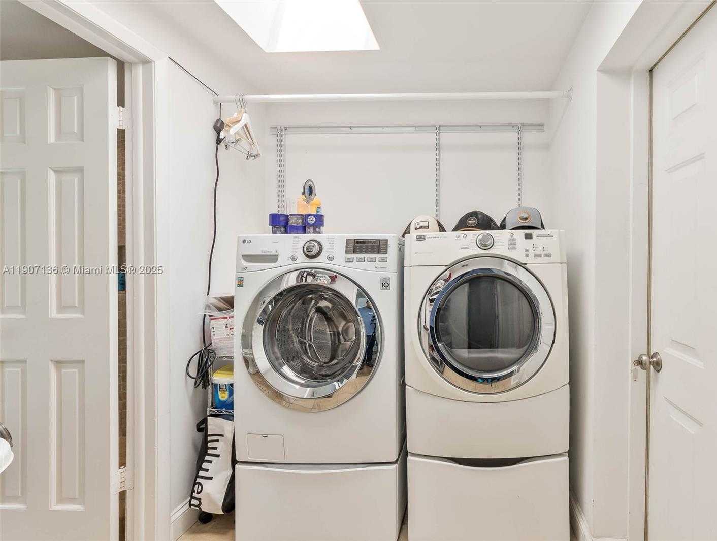 Small Image of 9240 SOUTH WEST 69TH CT, Pinecrest Number 19