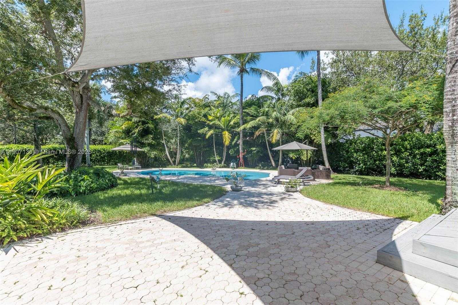 Small Image of 9240 SOUTH WEST 69TH CT, Pinecrest Number 22