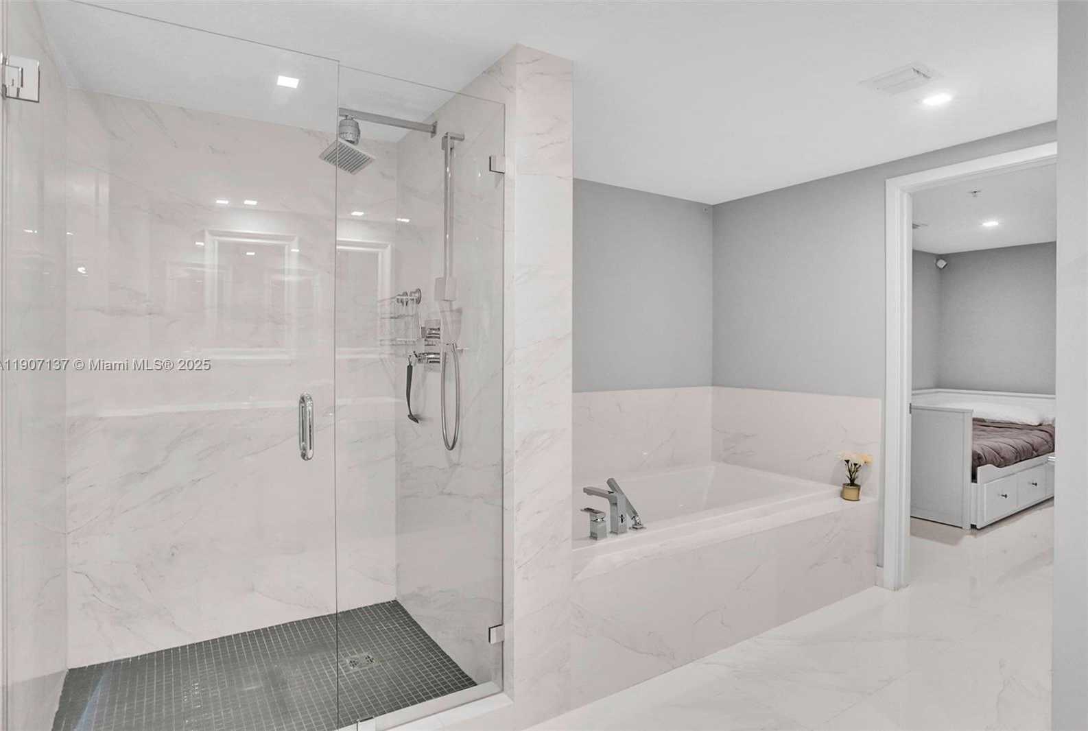 Imagen de Pequeño Objeto