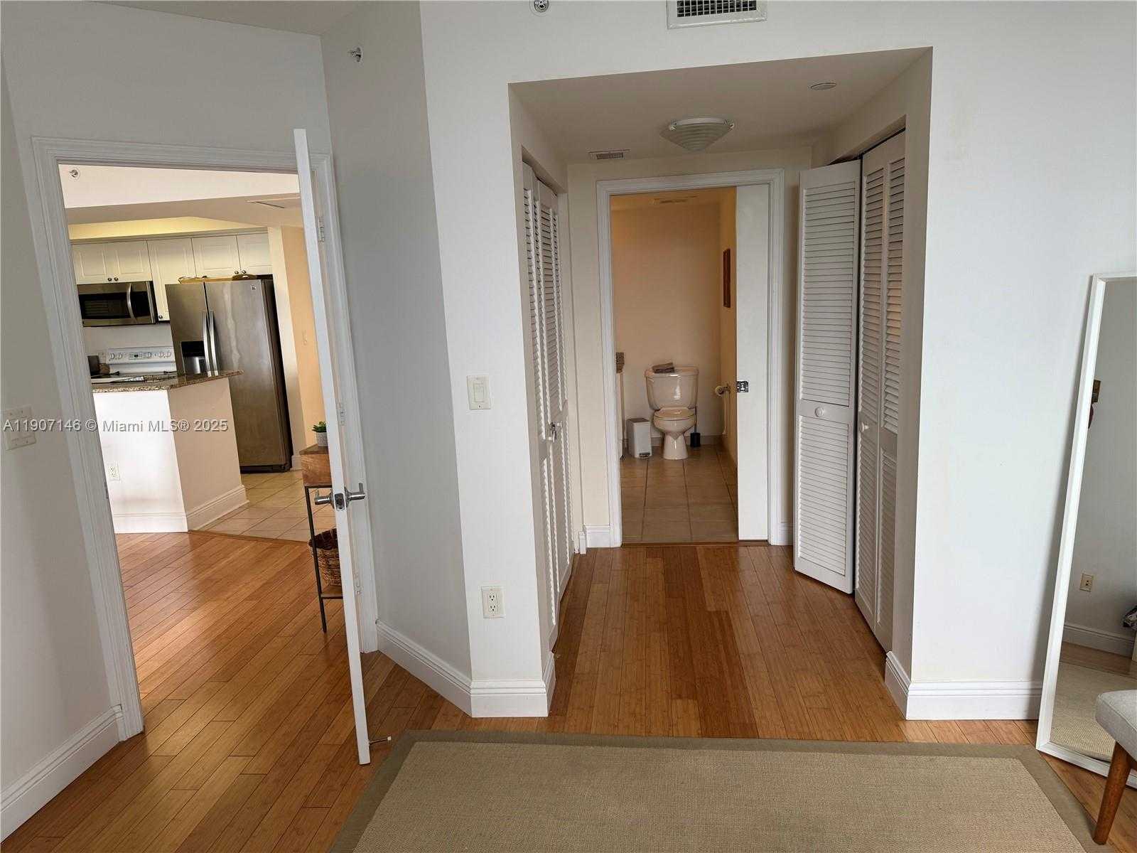 Small Image of 19501 WEST COUNTRY CLUB DR #1405, Aventura Number 11