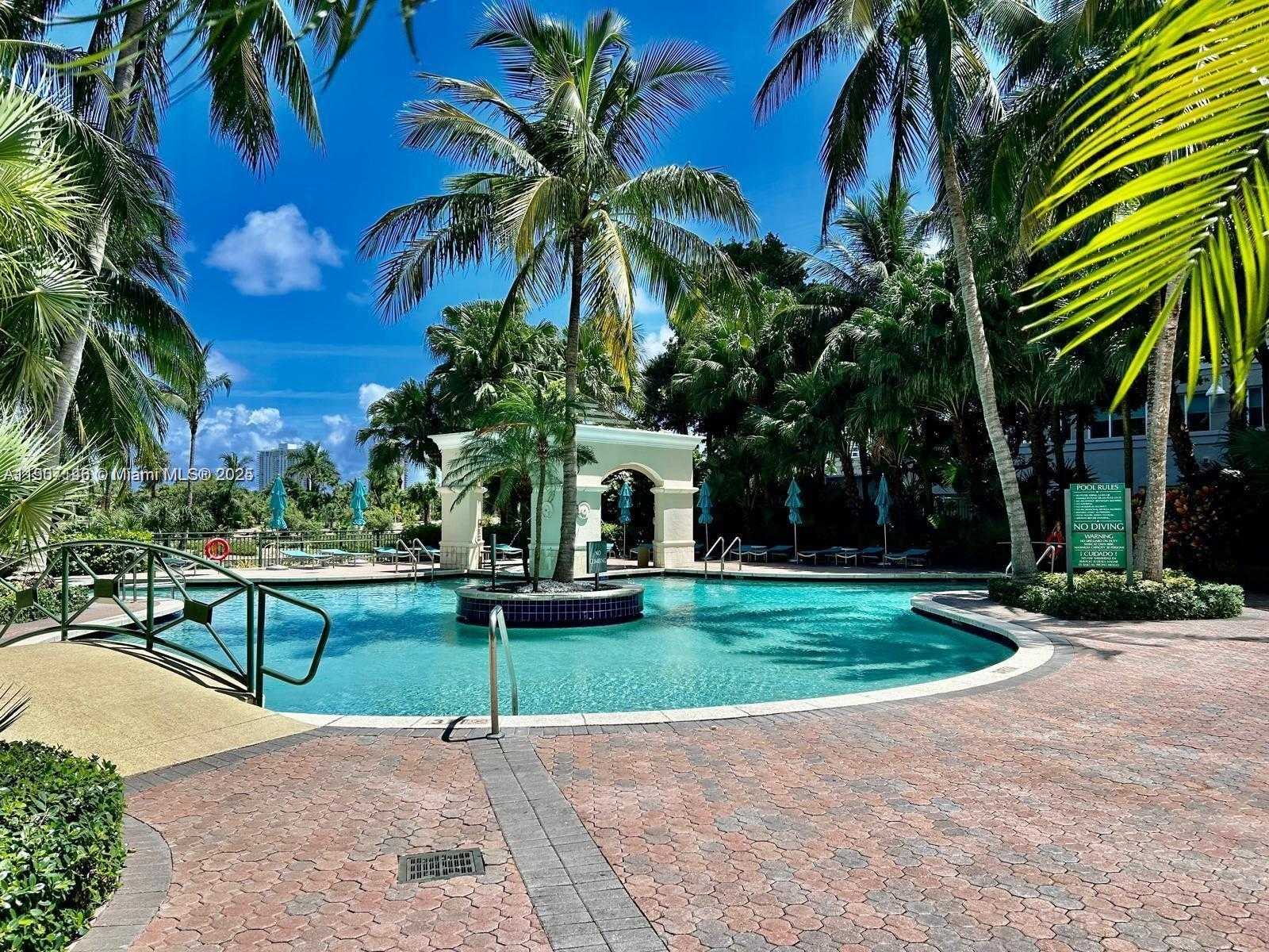 Small Image of 19501 WEST COUNTRY CLUB DR #1405, Aventura Number 18