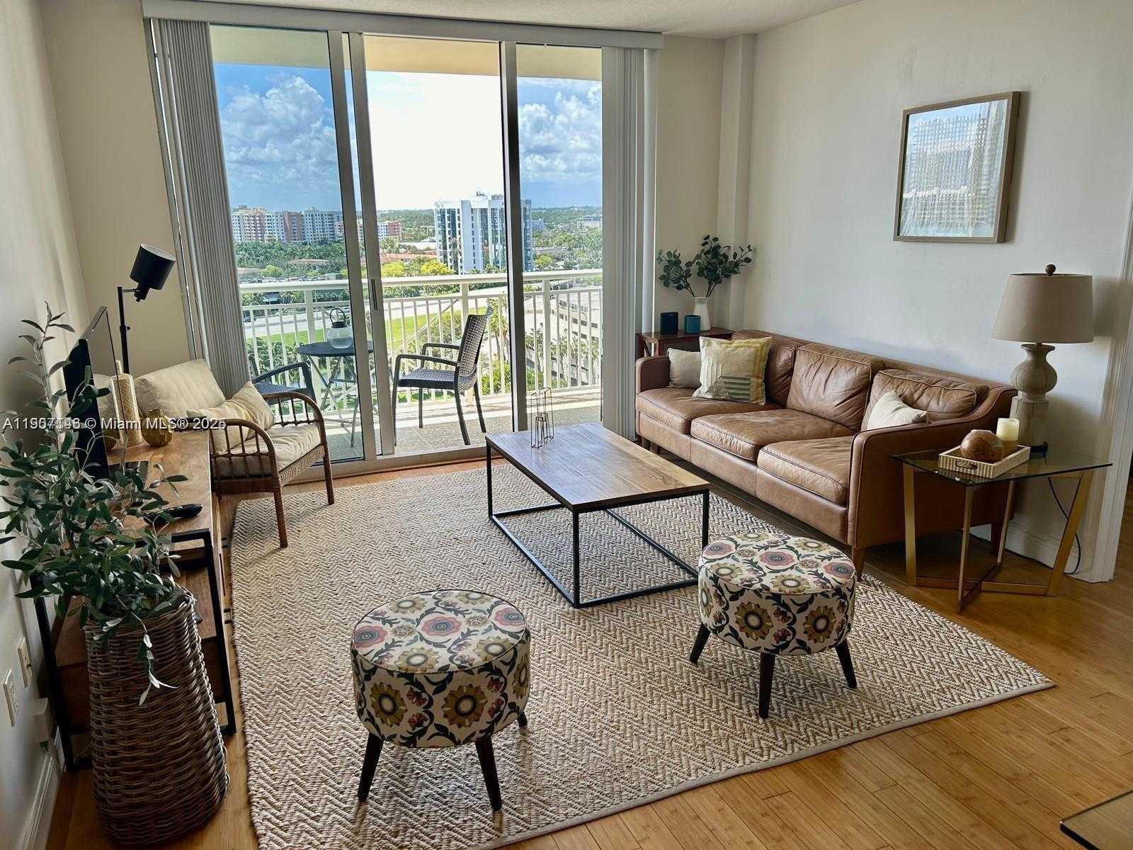 Small Image of 19501 WEST COUNTRY CLUB DR #1405, Aventura Number 2