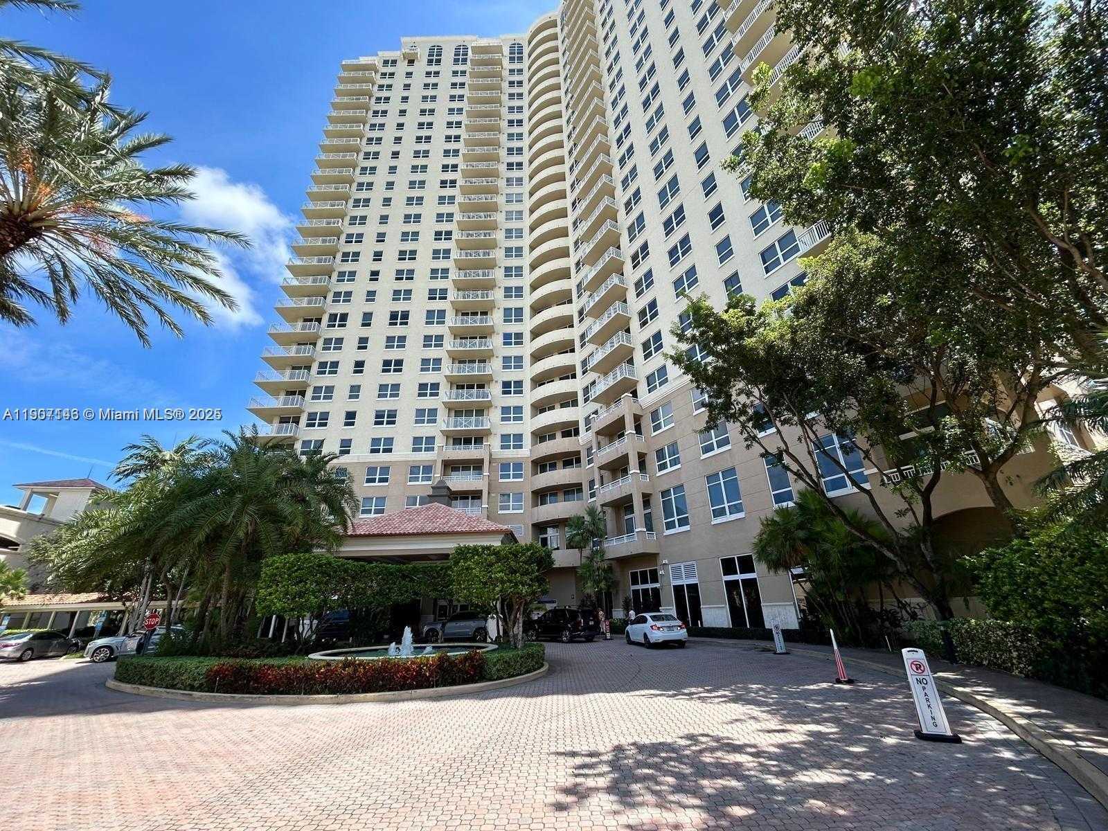 Small Image of 19501 WEST COUNTRY CLUB DR #1405, Aventura Number 23