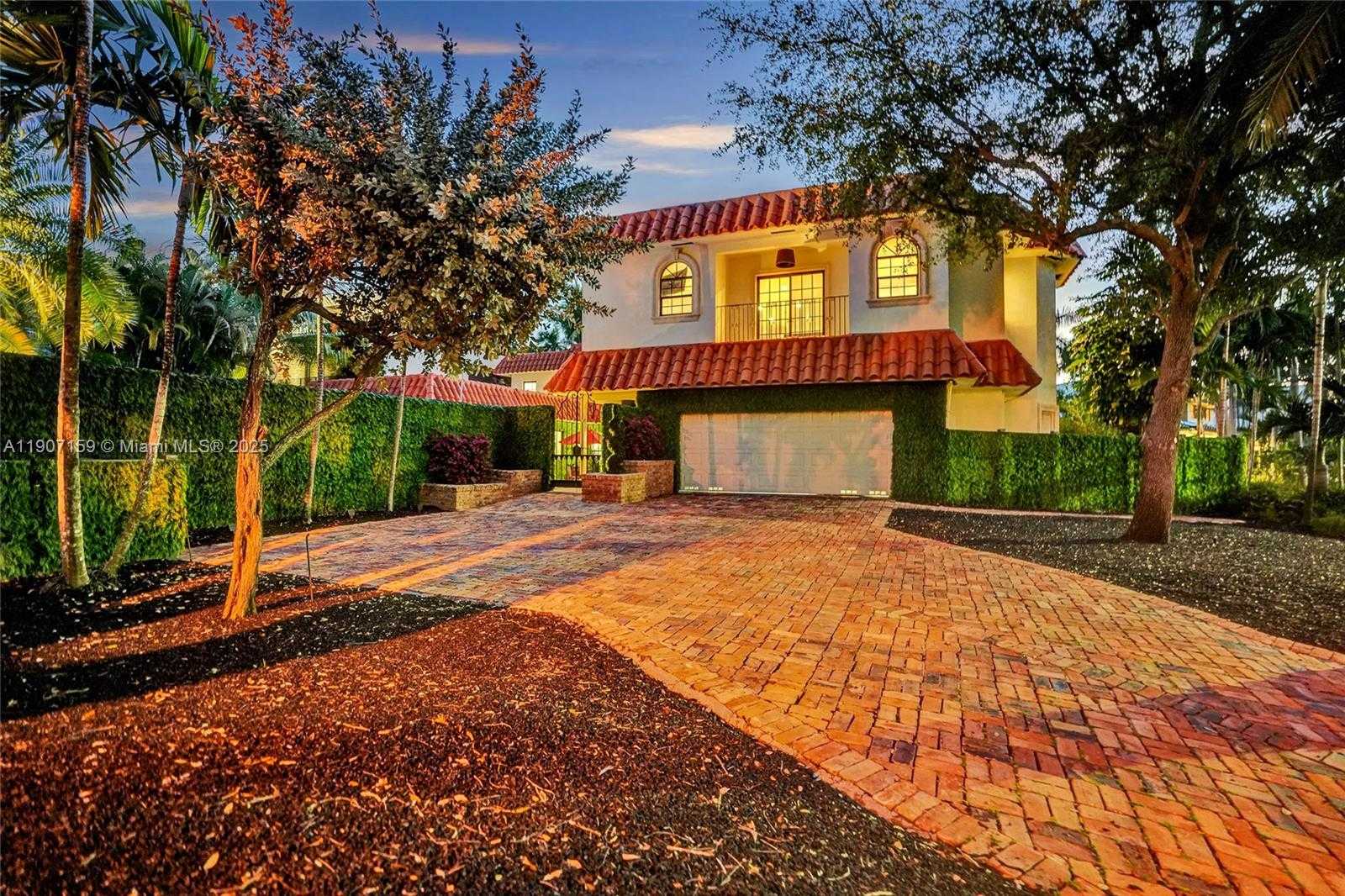 Small Image of 2035 NORTH EAST 31ST AVE #2035, Fort Lauderdale Number 3