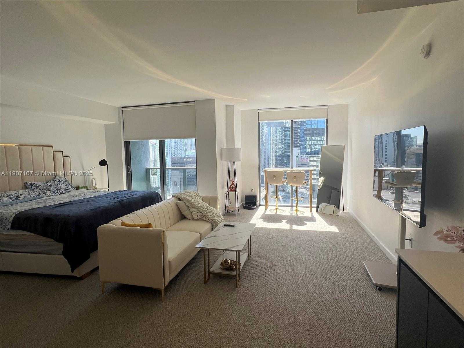 Small Image of 31 SOUTH EAST 6TH ST #2505, Miami Number 1