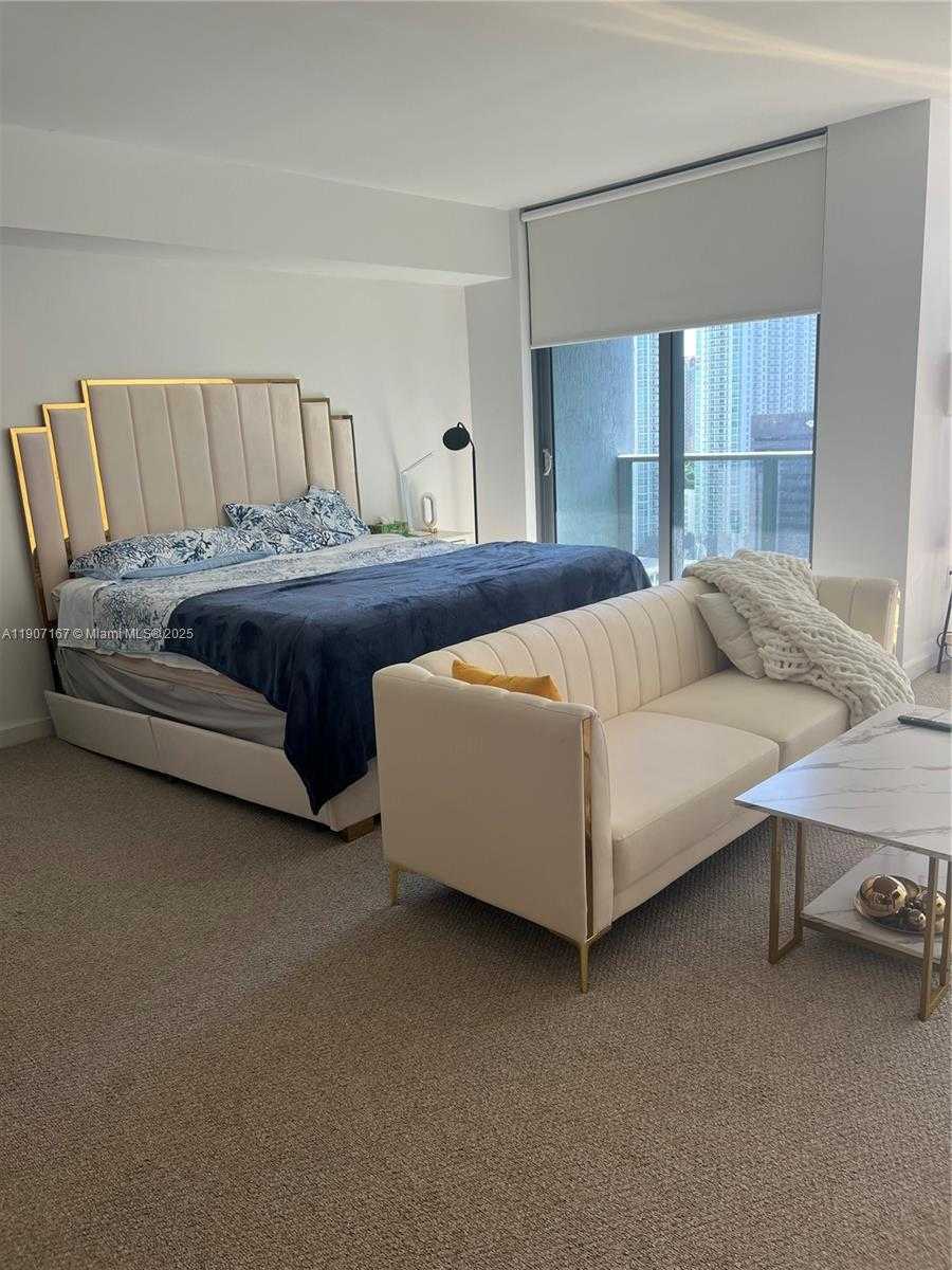 Small Image of 31 SOUTH EAST 6TH ST #2505, Miami Number 6