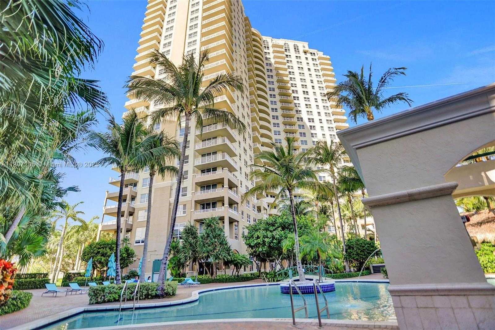 Small Image of 19501 WEST COUNTRY CLUB DR #2507, Aventura Number 12