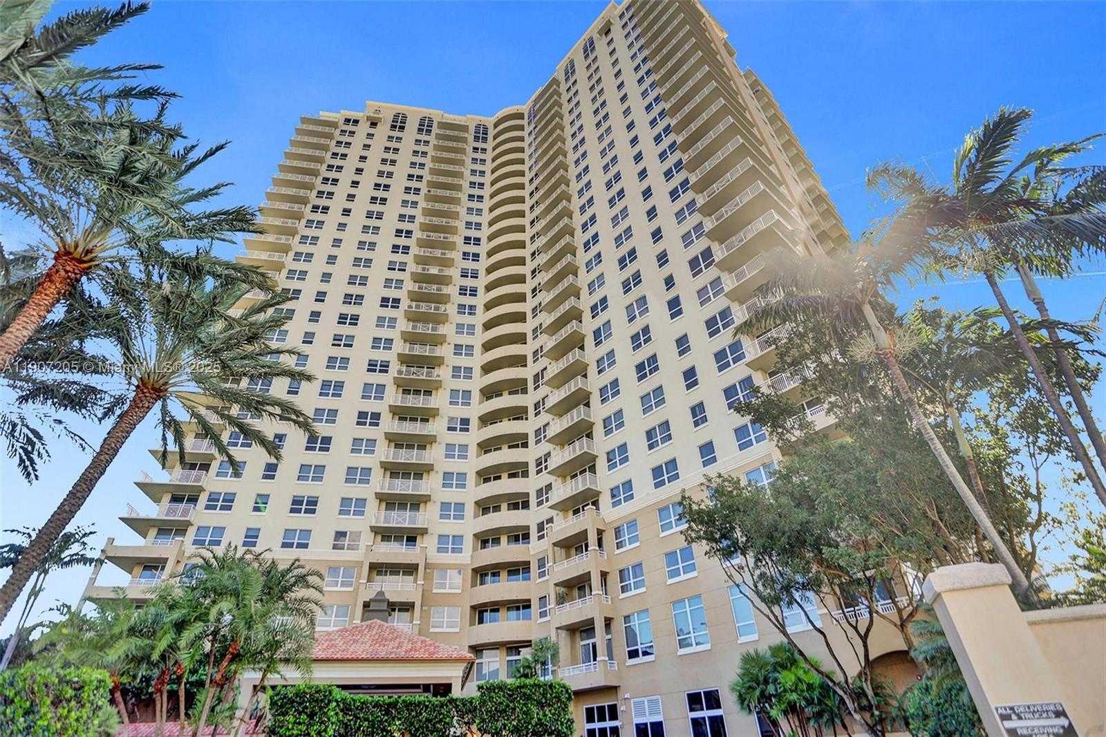 Small Image of 19501 WEST COUNTRY CLUB DR #2507, Aventura Number 23