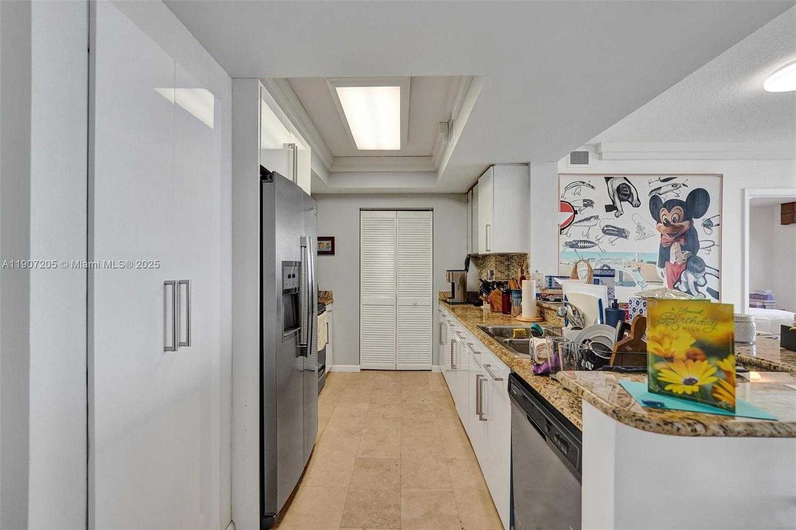 Small Image of 19501 WEST COUNTRY CLUB DR #2507, Aventura Number 41