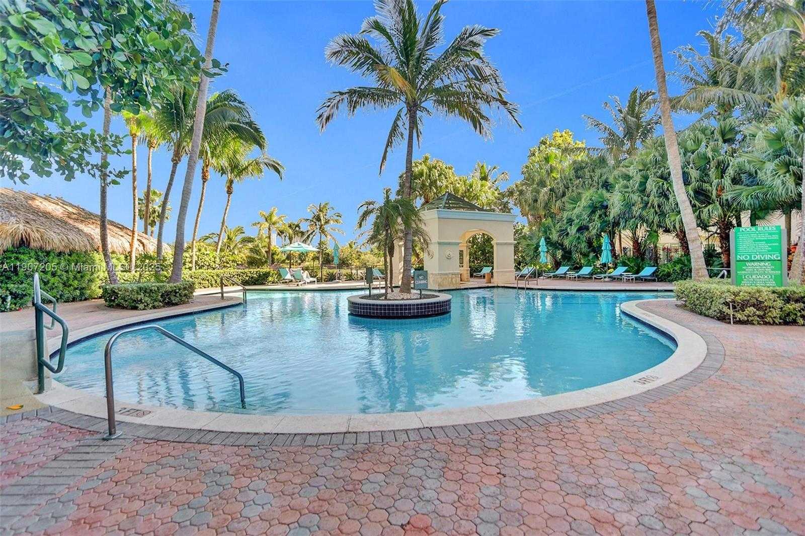 Small Image of 19501 WEST COUNTRY CLUB DR #2507, Aventura Number 9