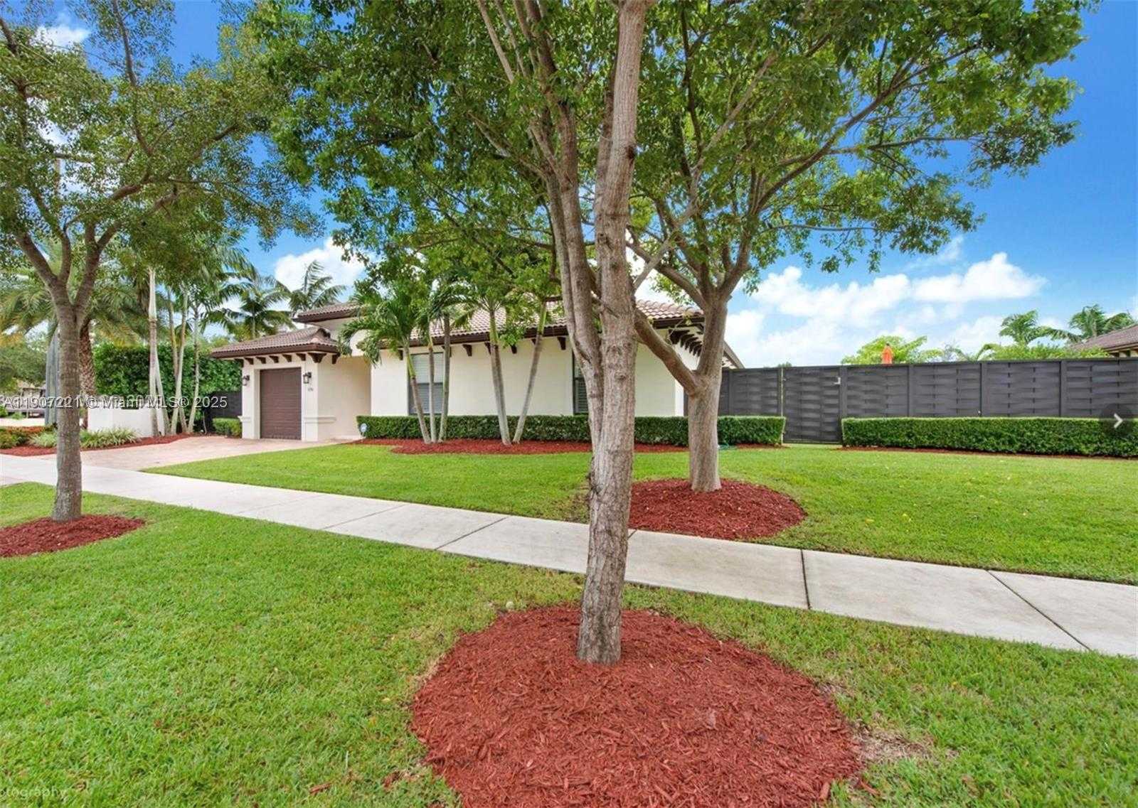 Small Image of 12790 SOUTH WEST 91ST AVE #-, Miami Number 37