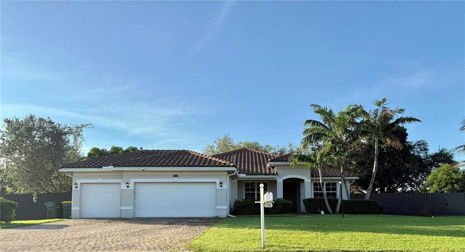 Small Image of 1740 NORTH WEST 21ST ST #N/A, Homestead Number 2