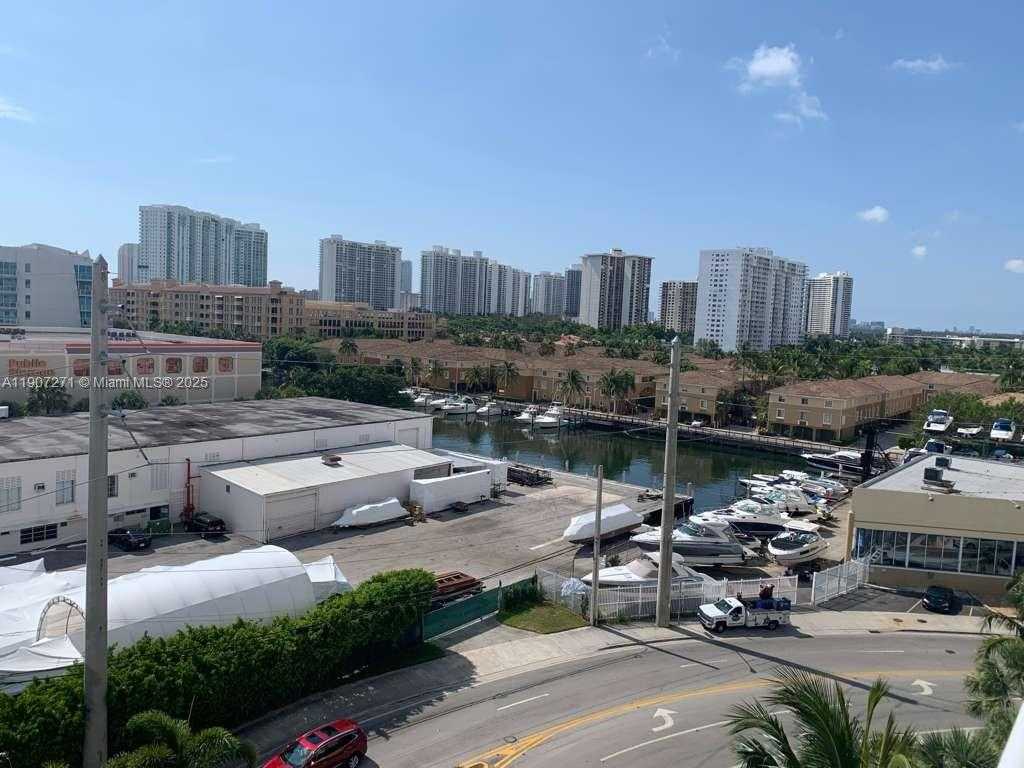 Small Image of 18800 NORTH EAST 29TH AVE #711, Aventura Number 12