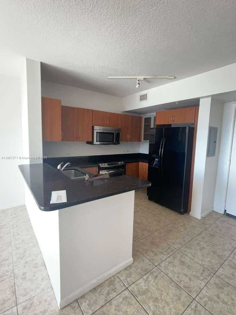 Small Image of 18800 NORTH EAST 29TH AVE #711, Aventura Number 6