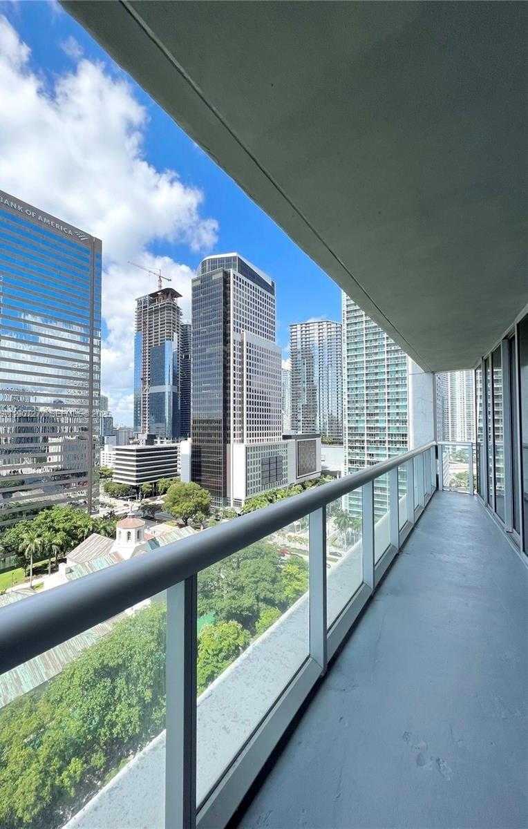 Small Image of 495 BRICKELL AVE #407, Miami Number 10