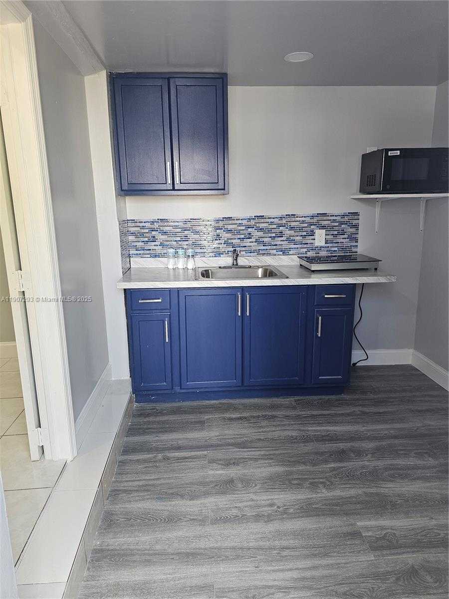 Small Image of 7731 INDIGO ST, Miramar Number 3