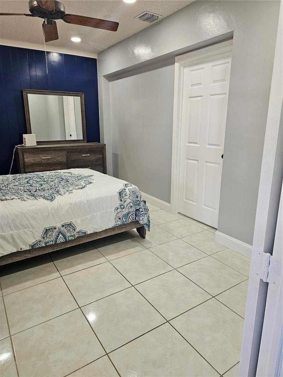 Small Image of 7731 INDIGO ST, Miramar Number 8