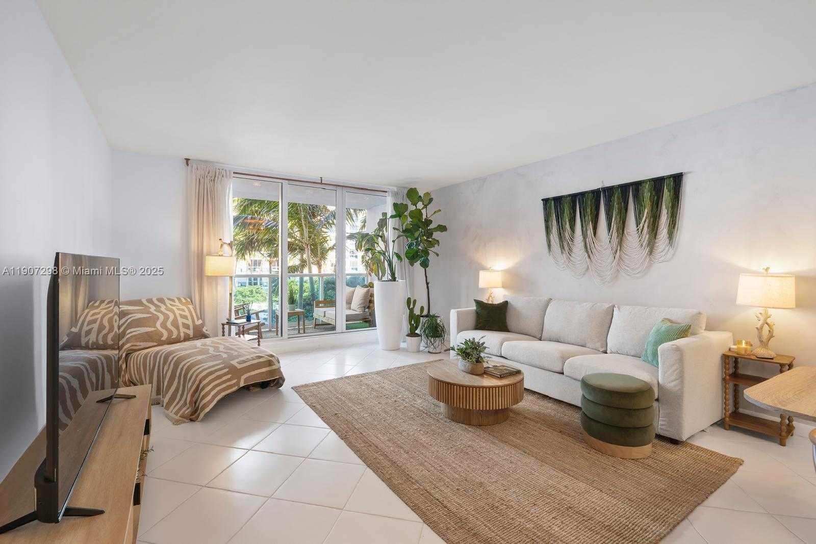 Small Image of 2301 COLLINS AVE #519, Miami Beach Number 20