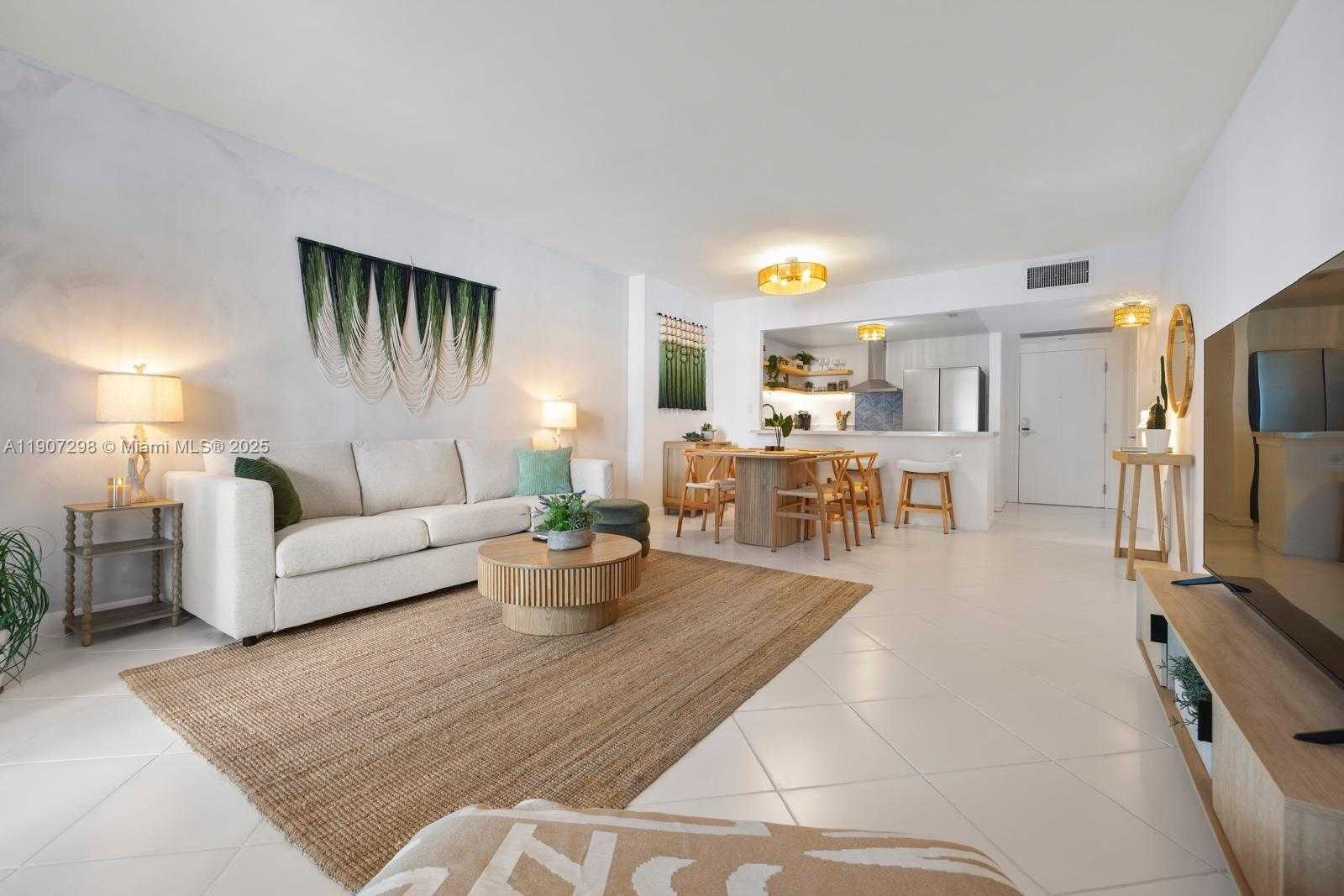 Small Image of 2301 COLLINS AVE #519, Miami Beach Number 33