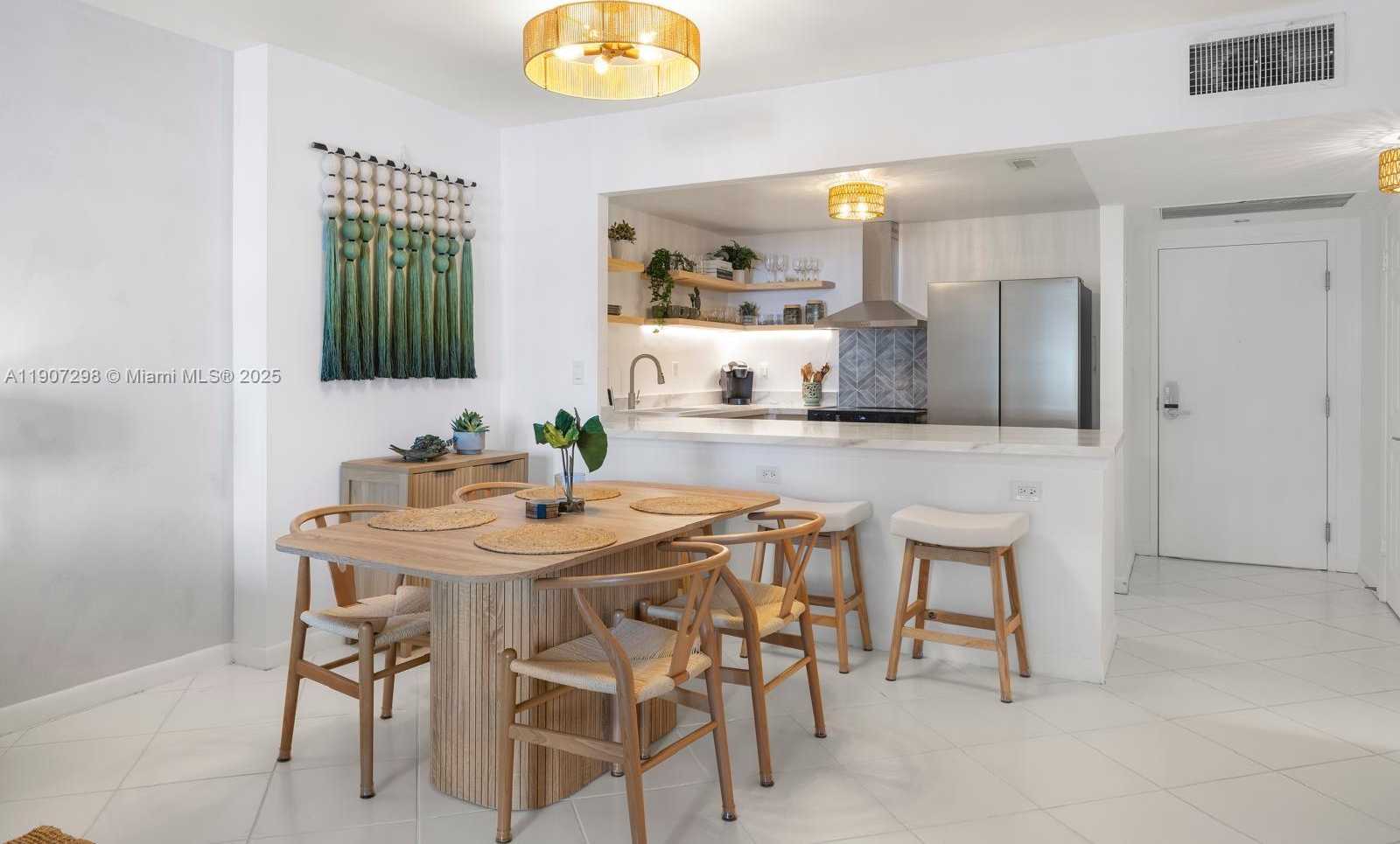 Small Image of 2301 COLLINS AVE #519, Miami Beach Number 39