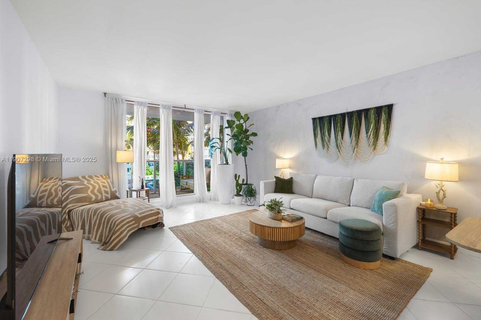 Small Image of 2301 COLLINS AVE #519, Miami Beach Number 41