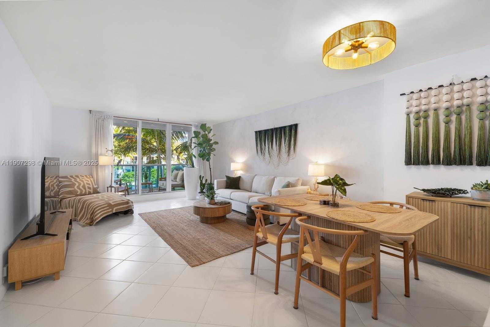 Small Image of 2301 COLLINS AVE #519, Miami Beach Number 7