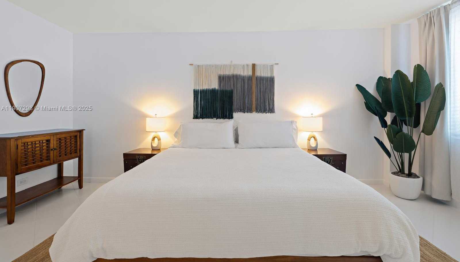 Small Image of 2301 COLLINS AVE #519, Miami Beach Number 9