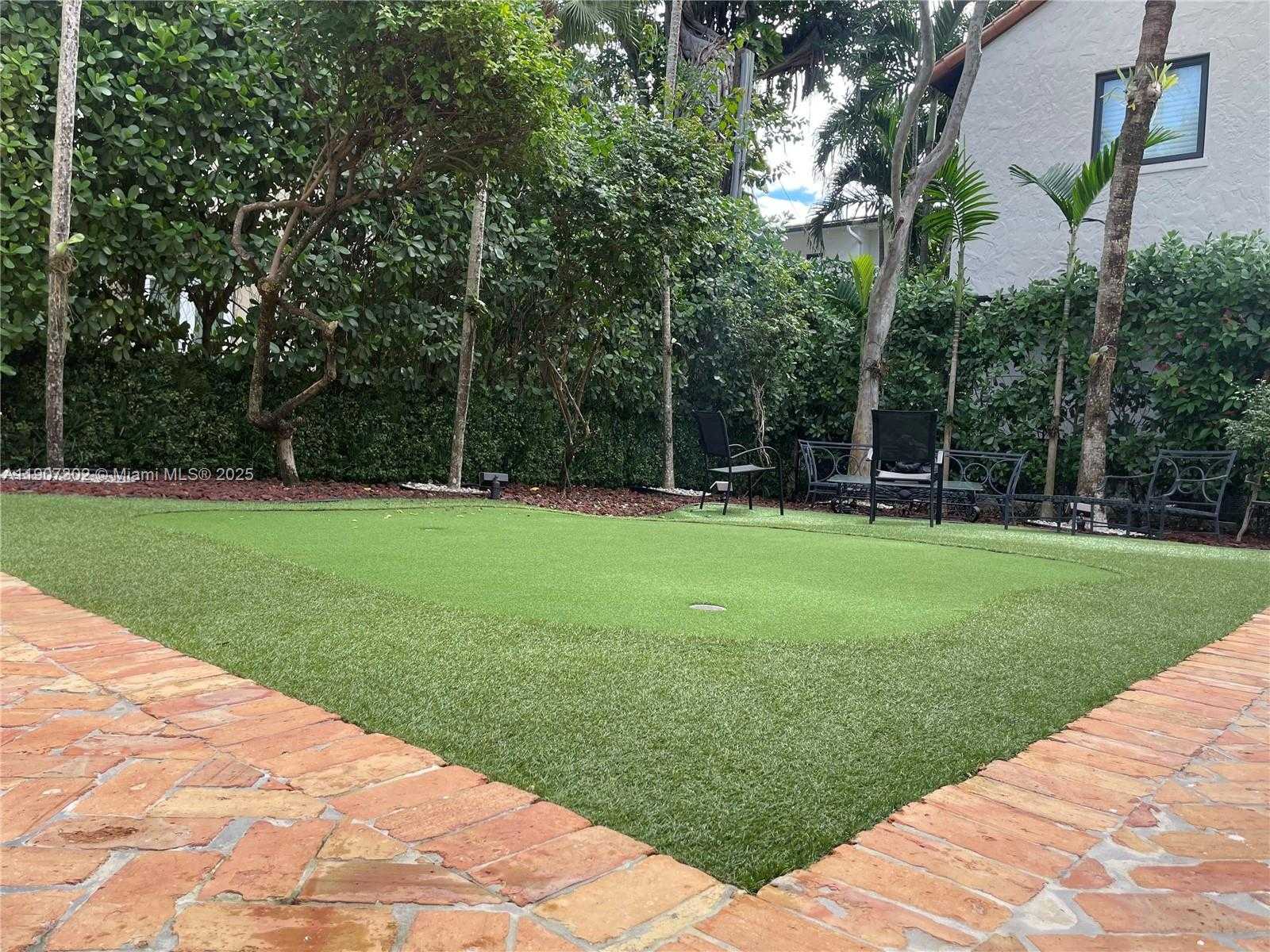 Small Image of 454 ROSARO AVE #454, Coral Gables Number 18