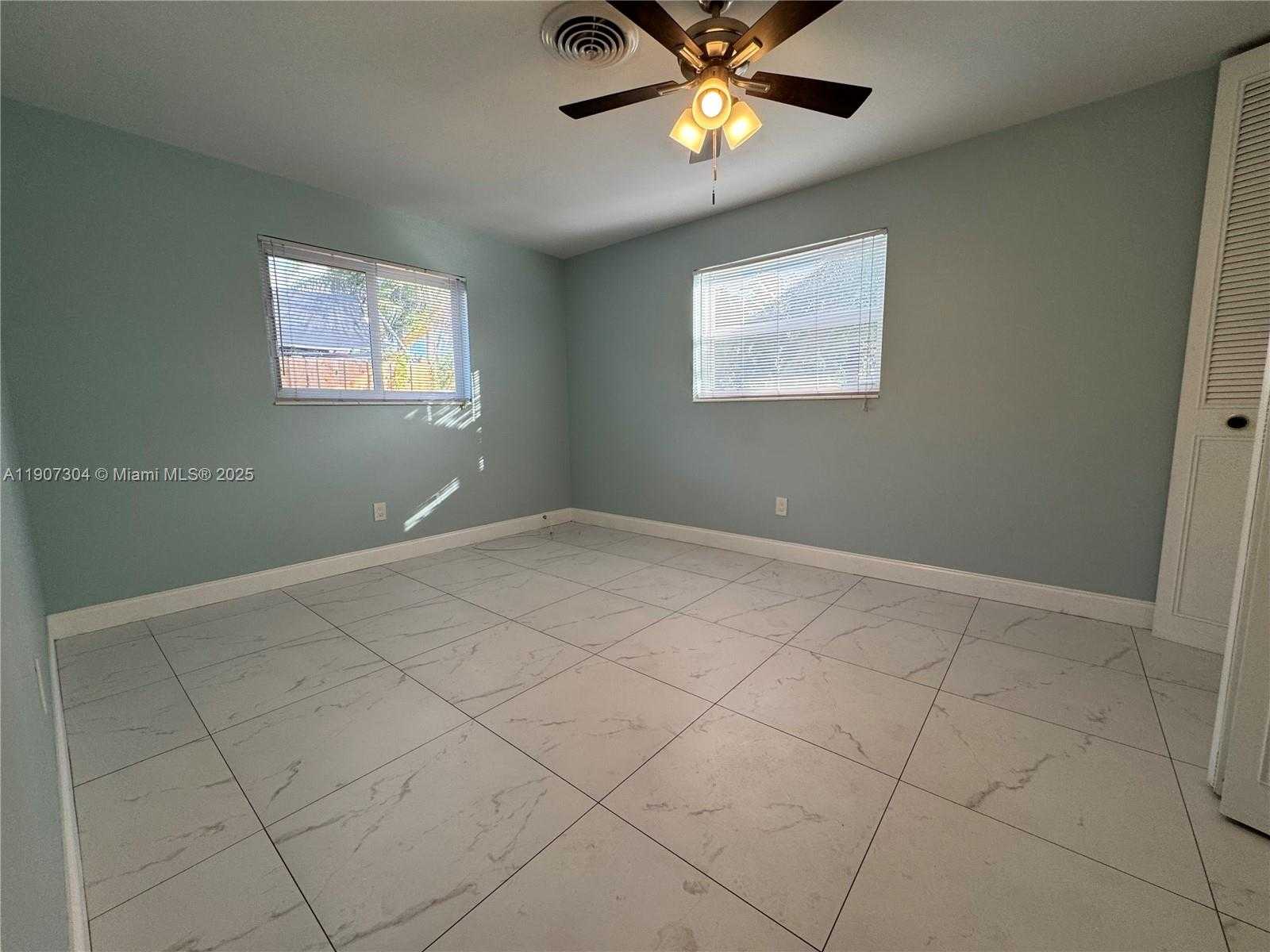 Small Image of 4411 NORTH WEST 24TH ST, Lauderhill Number 19