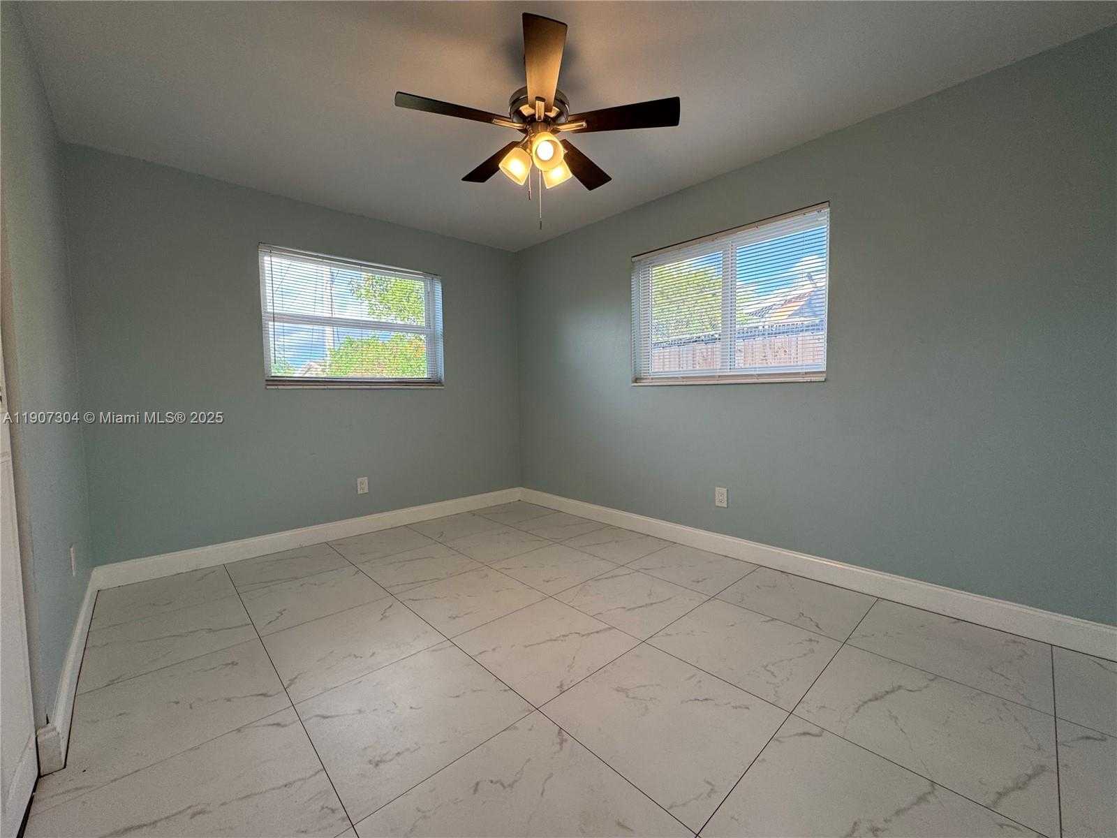 Small Image of 4411 NORTH WEST 24TH ST, Lauderhill Number 22