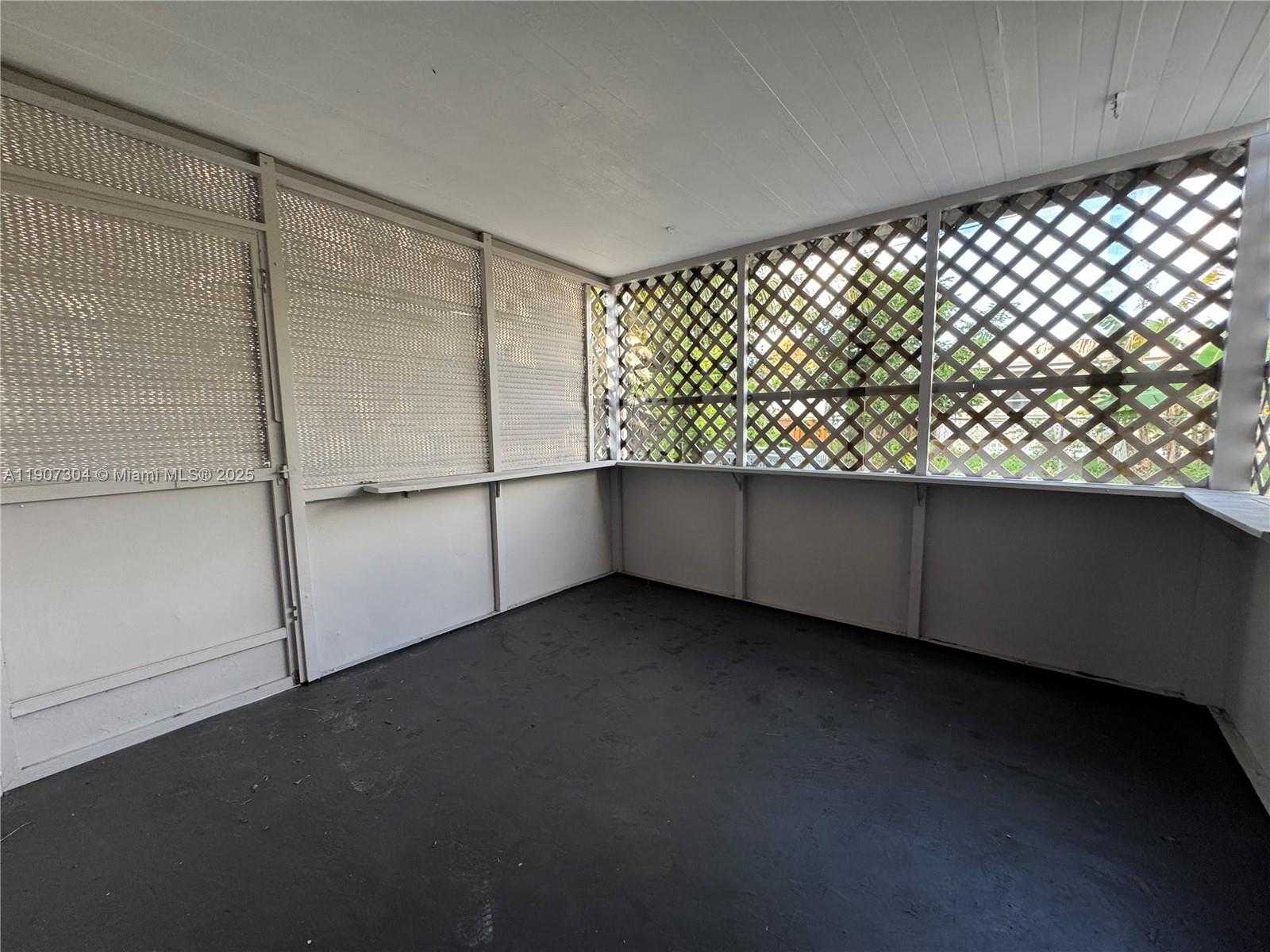 Small Image of 4411 NORTH WEST 24TH ST, Lauderhill Number 29